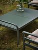 Gartencouchtisch Sling aus Aluminium, modern, Nordic Green, pflegeleicht und wetterfest Bild 4