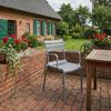 Gartenstuhl KARL mit Armlehne - 57 x 57 x 82 cm, Kunststoff, Grau | Stapelstuhl Loungestuhl Garten Outdoor-Stuhl Bild 3