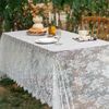 Diwzbyn Tischläufer Tischdecke Spitze,Weiße Spitze Tischdecke in Spitzenauflage Vintage, 150x300CM,Hochzeits-Tischdecke, für Esszimmer, Küche und Party Bild 4
