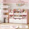 Homfa Spielzeugtruhe Kinderregal mit 2 Schubladen auf Rollen & 4 Boxen Bücherregal, Kinderbücherregal Spiegelregal mit Tür 122x100x30 cm weiß und rosa Bild 4