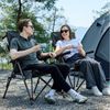 TIMBER RIDGE Campingstuhl Faltbar Breiter Sitz 55cm Leicht Klappstuhl 150kg Belastbar (1 St), 55×48×102cm, schwarz Bild 2