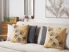 Kissen 2er Set Pflanzenmuster WAKAD Bouclé 45 x 45 cm Beige Bild 3