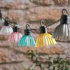 Lights4fun LED-Lichterkette Solar Lichterkette Pastellfarben „Lustre“ – 10 warmweiße LEDs, 8 Effek Bild 3