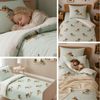 MTOnlinehandel Bettwäsche Dackel 135x200 + 80x80 cm, Baumwolle Renforcé, witziges Hundedesign, 100% Baumwolle, 2 teilig, Wende-Motiv in sanften Grüntönen – weich und pflegeleicht Bild 3