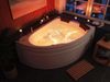 Whirlpool Royal XL Ultra 180 rechts Made in Germany 89 Düsen & LED mit Armatur : Mit Armaturen Bild 2