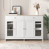 Sideboard mit weißer Holzmaserung, vier Türen, mit zwei Schubladen, Tür mit Glas. Wohnzimmer, Esszimmer. Holzfarbe und Weiß Bild 5