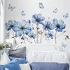 Montegoni Wandsticker Wandtattoo Blumen & Schmetterlinge Blau – Selbstklebend & Wasserdicht (Einzelstück, 1 Wandtattoo), Selbstklebend & Abnehmbar, Wasserdicht, Elegantes Blumen Bild 3