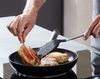 Fissler Pfannen-Set Essential, Aluminium (Set, 2-tlg, je 1x Keramikpfanne 24 + 28 cm), leicht zu reinigen, Made in Germany Bild 3