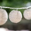 Lights4fun LED-Lichterkette 20er Lampion Lichterkette Cut-Out Muster koppelbar wetterfest Bild 3