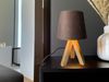 Tischlampe mit Dreibein aus Holz, Samtschirm Braun Gold, Höhe 27cm Bild 5