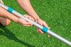 Bestway Poolreinigungs-Set | Teleskopstange 360 cm aus Aluminium & AquaScoop Kescher & Flowclear Poolbesen | für Blätter, Algen & Schmutz | kompatibel mit Ø30 mm Zubehör Bild 4