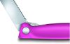 Victorinox Swiss Classic Faltbares Gemüsemesser Wellenschl. pink Blister Bild 4