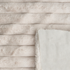 Beliani 'RAKYA' Tagesdecke, Webpelz beige, 200 x 220 cm Bild 5