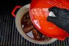 Grillfürst Dutch Oven Sternentöpfchen / Gusseisen Bräter - emailliert - L - rot Bild 3