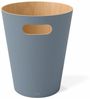 Umbra Abfalleimer – Zweifarbiger Holz Papierkorb für Büro, Badezimmer, Wohnzimmer und Mehr, Wood, Schieferblau, 7.5L Bild 3