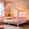 Kinderbett aus Metall in Hausform, 140x200 cm, mit Sicherheitsgitter, Dachdesign und dekorativem Rahmen, für Jungen und Mädchen, Rosa Bild 3