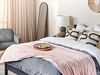 Beliani 'Bayburt' Decke, Polyester rosa, 150x200 cm Bild 2