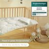 KiGATEX Babybettdecke 100x135 cm – Ganzjahresdecke mit Bärchensteppung, Füllung: 100% Polyester, weich, bei 95°C waschbar, haut- und allergikerfreundlich Bild 2