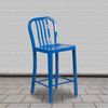 Flash Furniture Kommerzieller Hocker mit vertikaler Schiefer-Rückseite, für Innen und Außenbereich, aus Metall, 61 cm hoch, 2 Stück, Blau Bild 2