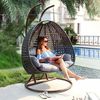 PureHaven Hängesessel für 2 Personen 145 x 120 x 202 cm Rattan-Kunststoffgeflecht mit Kissen wasserfest strapazierfähig gefederte Aufhängung braun/kupfer Bild 3