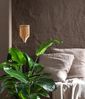 Dehner LED Solarleuchte Solarstab Mila, Lichtfarbe warmweiß, Ø 12 cm, Höhe 110 cm, Warmweiß, Gartenfackel im Boho-Stil aus Kunststoffgeflecht Bild 4