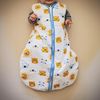 TupTam Ganzjahresschlafsack 2.5 TOG wattiert ärmellos Baby Schlafsack OEKO-TEX, Farbe: Tierköpfe Orange Blau Weiß, Größe: 56-62 Bild 5