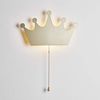 Lights4fun LED Wandleuchte Metall Krone Lampe in Gold Bild 4