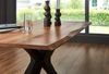 SAM Baumkantentisch 200 (300) x 100 cm Spencer, Akazienholz naturfarben & massiv, Esszimmertisch mit 2 Ansteckplatten, Mattschwarzes Spider-Metallgestell, Platte 35mm Bild 5