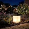 Spetebo LED Solarleuchte LED Solar Kugel mit Erdspieß - 30 cm - Garten Deko, Solar betrieben, LED fest integriert, warm weiß, mit IP67 Wasserschutz Bild 5