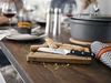 ZWILLING Pro Brotmesser, Klingenlänge: 200 mm Bild 3