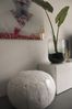Poufs&Pillows Premium Echt Leder Pouf - Handgefertigt - Gefüllt geliefert - Ottoman, Sitzsack, Fußhocker (Weiß) Bild 5