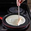 Le Creuset Signature Gusseisen Kirschrot Crepespfanne 27 cm Bild 2