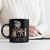 speecheese Tasse Schaf Chefin im Chefsessel Tasse in Schwarz mit Spruch Schäffin Bild 3