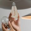 EGLO Set aus 3 E27 Filament LED Lampen, Edison Vintage Glühbirne amber, 4 Watt (entspricht 40 Watt), Leuchtmittel warmweiß, 2200 K, Retro Glühlampe ST64, Ø 6,4 cm Bild 3