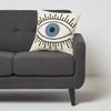 Homescapes Dekokissen Tufted Kissen weiß mit Auge 45 x 45 cm – Dekokissen „Eye See You“ Bild 2
