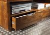 TV-Board Sheesham 140 x 45 x 50 walnuss lackiert DUKE #122 Bild 4