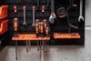 BLACK+DECKER Werkzeugwand mit Ablagefächern und Aufhängern - 98 x 23 x 43 cm - 43 Teile - Lagersystem Wandregal Bild 4