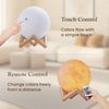 EXTSUD LED Nachtlicht 15cm Mond Lampe 16 Farben 3D Mondlampe mit Fernbedienung, Touchschalter eingebaut Batteriebetrieben dimmbar USB Wiederaufladbare, Nachtlampe Schlafzimmer Dekorative Lichter, für Kinder, M15 Bild 3
