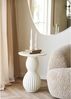 Beistelltisch >Newtown< in Weiss / creme, Zement / Glasfaser - 40x55x40 (BxHxT) Bild 2
