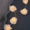 Lights4fun LED-Lichterkette 30er LED Rosen Lichterkette warmweiß Bild 5