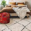 Aakriti Indian Pouf Fußhocker mit Stickerei Pouf, indische Baumwolle, Pouffe osmanischen Pouf Cover mit ethnischem Dekor Kunst - Cover (Red, 46x33 cms) Bild 2