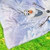 BERONAGE Tagesdecke Frozen Die Eiskönigin Decke Olaf Winter 130x170 cm Coral Fleecedecke, passend zur Bettwäsche, ideal für Sofa, Couch, Bett, Auto, Camping Bild 3