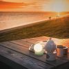 BRILONER - Mini LED Tischlampe kabellos IP54 mit Touch, dimmbar in Stufen, Akku & Lichtquelle tauschbar, Nachttischlampe, Kugel, LED Lampe, Akku Tischleuchte, Outdoor Lampe, 10 x 8 x 9 cm, Grün Bild 3