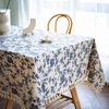 YUURAINVUVU Französische Vintage Blaue Rose Floral Baumwolle Leinen Stoff Nähte Quaste Rechteckige Tischdecke für Küche,Esszimmer,Tischplatte,Dekoration,Teeparty,Hochzeiten,Bauernhaus (139x178 cm) Bild 5