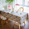 YUURAINVUVU Französische Vintage Blaue Rose Floral Baumwolle Leinen Stoff Nähte Quaste Rechteckige Tischdecke für Küche,Esszimmer,Tischplatte,Dekoration,Teeparty,Hochzeiten,Bauernhaus (139x178 cm) Bild 4