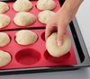 Betty Bossi Brotbackform Brötli rund 2er Set Silikon rot, (2-tlg), antihaftbeschichtet Bild 5