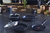Tefal G28119 Black Stone Wokpfanne 28 cm | Mineralia+ Antihaftversiegelung | sicher | Thermo-Signal | induktionsgeeignet | gesund Kochen | Stone-Effekt | Schwarz, Aluminium Bild 4