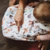 TupTam Ganzjahresschlafsack 2.5 TOG wattiert ärmellos Baby Schlafsack OEKO-TEX, Farbe: Lichtung Reh Bär Eule Igel Fuchs, Größe: 80-86 Bild 5