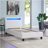 CARO-Möbel Polsterbett Mandalay mit LED Beleuchtung Einzelbett Lederbett 90x200 cm mit Lattenrahmen, Lederimitat in weiß Bild 4