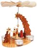 BRUBAKER Weihnachtspyramide Teelichtpyramide aus Holz - Stern von Betlehem, Jesus, Maria und Josef, 22 cm drehbare Tischpyramide für 4 Pyramiden-Teelichter - Weihnachten Bild 2